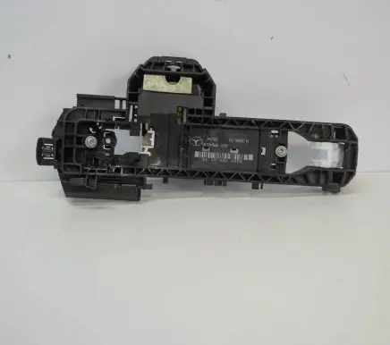Mercedes-Benz C W204 Rear door interior handle A2047602134