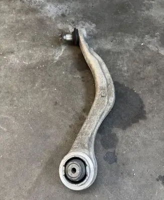 Alfa Romeo Stelvio Front control arm K206404
