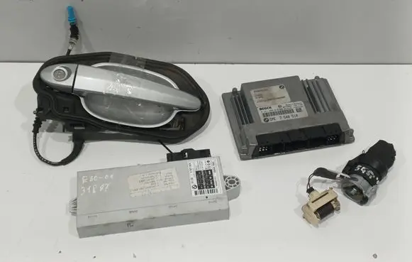 BMW 5 E60 E61 Engine ECU kit and lock set 7540510 6927929 6928379