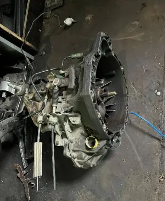 Renault Master II Manual 6 speed gearbox PK6030