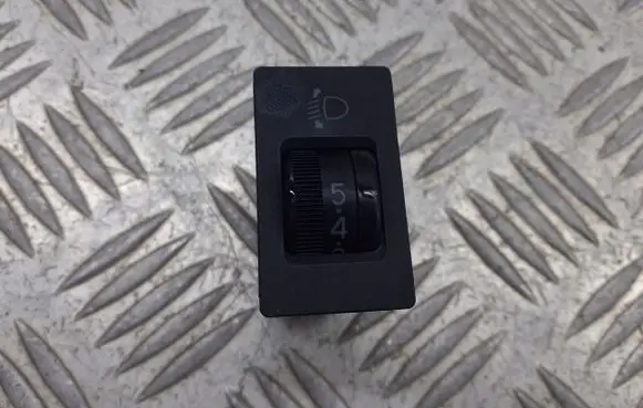 Toyota RAV 4 (XA20) Headlight level height control switch