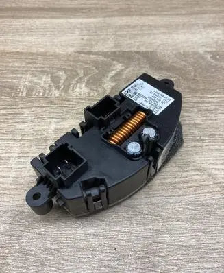 Mercedes-Benz B W246 W242 Heater blower motor/fan resistor A2469064100