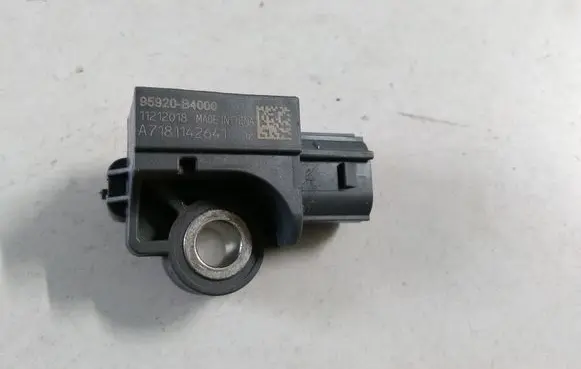 KIA Sportage Airbag deployment crash/impact sensor 95920B4000