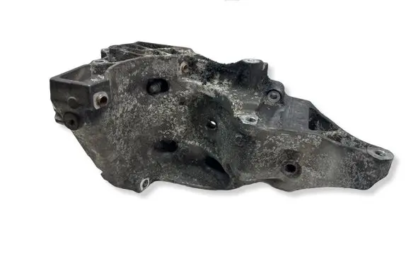 BMW 5 E60 E61 Generator/alternator bracket 7802639