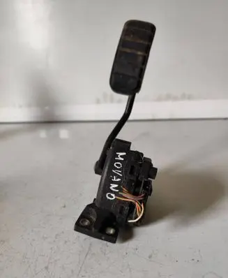 Opel Movano A Accelerator throttle pedal 6PV00811904 7700314525