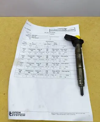 Mercedes-Benz ML W164 Fuel injector A6420700587 051206