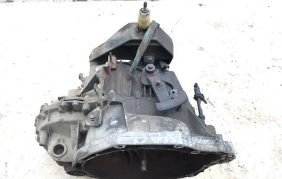 Renault Master II Manual 5 speed gearbox 