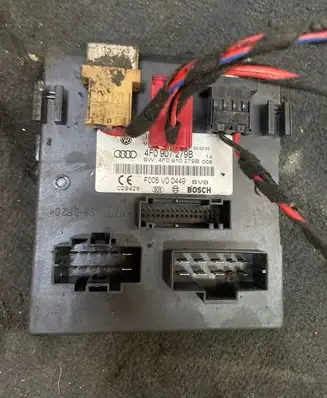 Audi A6 S6 C6 4F Comfort/convenience module 4F0907279B F005V00449