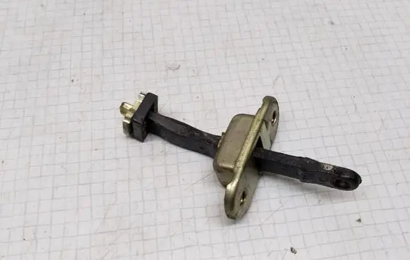 Mitsubishi Galant Rear door check strap stopper