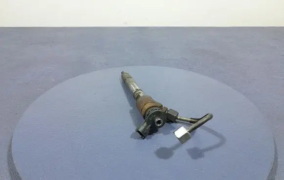 Chevrolet Combo Fuel injector 9828959880