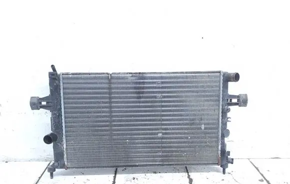 Opel Astra G Coolant radiator D7X002TT