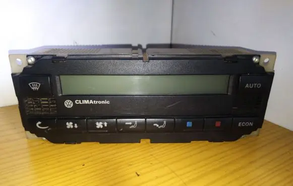 Volkswagen PASSAT B5.5 Climate control unit 3B1907044B 5HB00761710