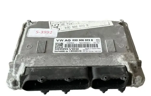 Skoda Fabia Mk1 (6Y) Engine control unit/module 03D906023B