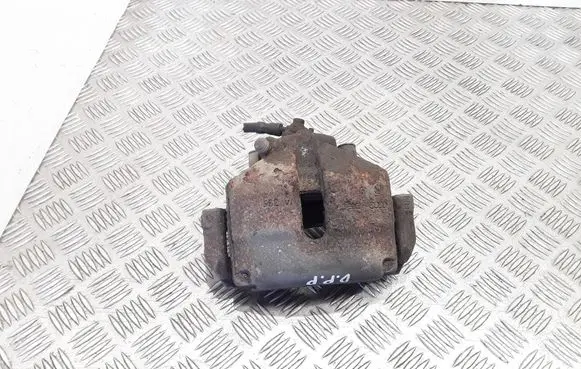 Volkswagen Golf Plus Front brake caliper