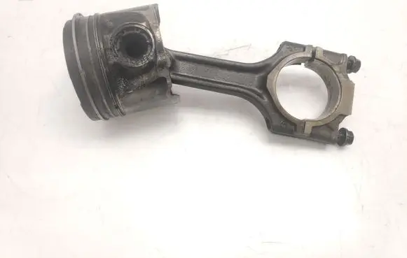 Fiat Bravo Piston with connecting rod A930