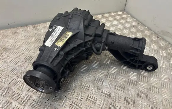 Mercedes-Benz ML W164 Front differential A1643302102