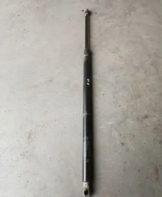 Chrysler Town u0026 Country V Tailgate strut 