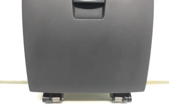 Hyundai Santa Fe Front trunk storage compartment 847452B000