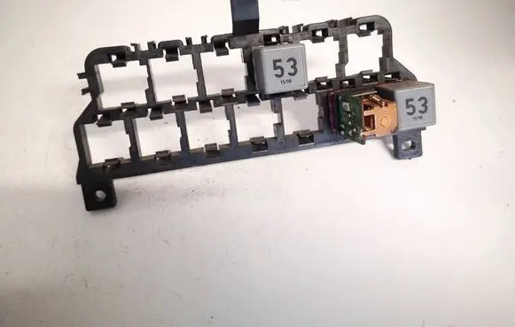 Audi A3 S3 8L Fuse box set 8d0937503e
