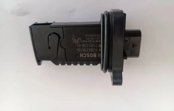 BMW 7 G11 G12 Mass air flow meter 7582338