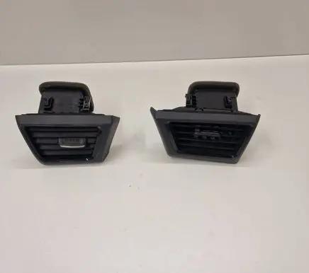 Nissan Leaf II (ZE1) Dashboard side air vent grill/cover trim 687605SK0B 687615SK0B