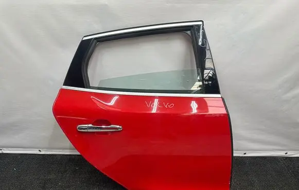 Rear door