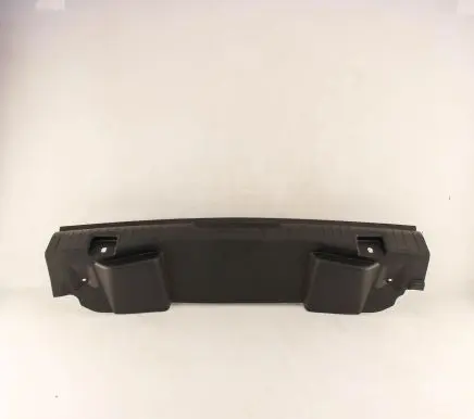 Trunk/boot sill cover protection