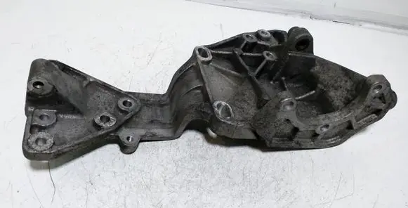 Volvo XC60 Generator/alternator bracket 31316673