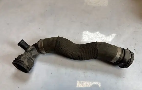 Audi Q7 4M Engine coolant pipe/hose 4M0122293M