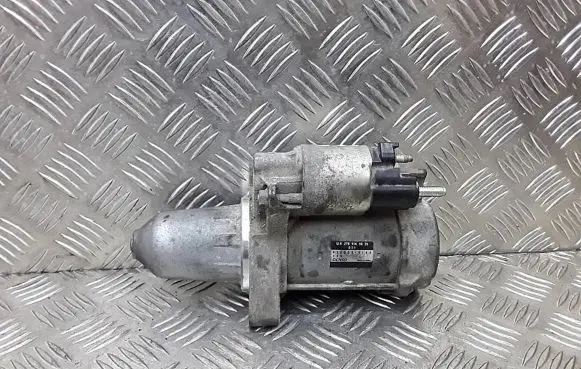 Mercedes-Benz A W176 Starter motor 4280009140