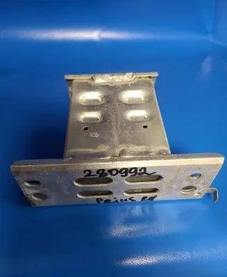 Toyota Prius (XW30) Front bumper cross member 5701347040