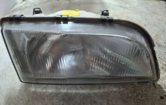Volvo S40, V40 Headlight/headlamp 029734