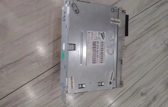 Citroen C4 Grand Picasso Radio/CD/DVD/GPS head unit 9807886380