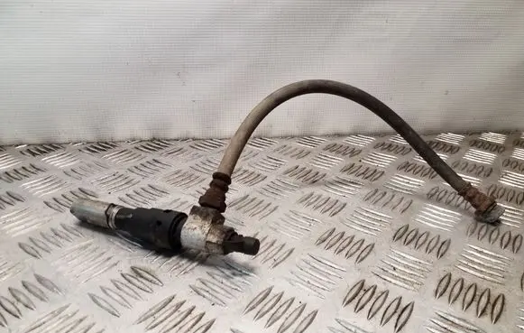 KIA Sorento Clutch pipe/line 