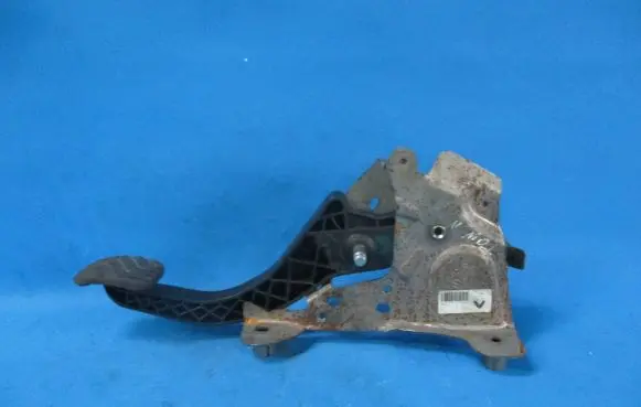 Renault Kangoo II Clutch pedal 