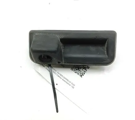 Skoda Enyaq iV Tailgate/boot open switch button 5E3827566A