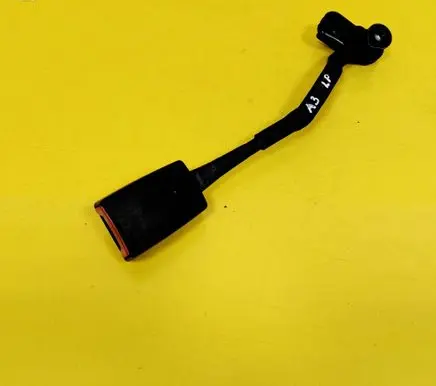 Audi A3 S3 8L Front seatbelt buckle 8L0857755D