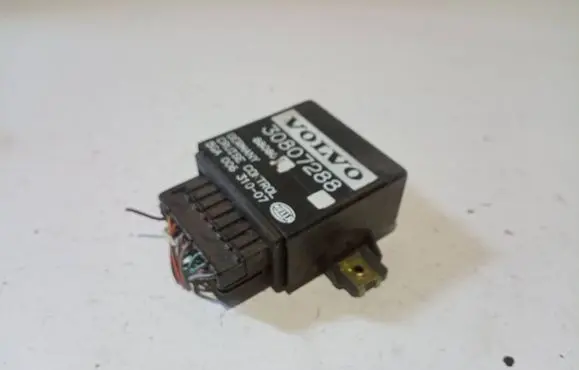 Volvo S40, V40 Cruise control unit/module 30807288 88080 5GA00631007
