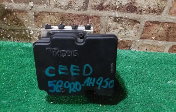 KIA Ceed ABS control unit/module 