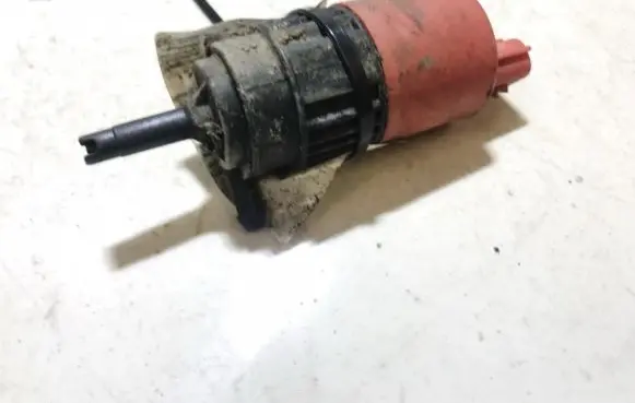 Windscreen/windshield washer pump