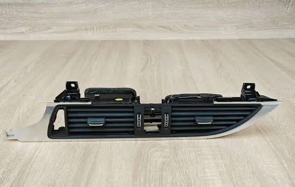 Audi A7 S7 4G Dash center air vent grill 4G1820951