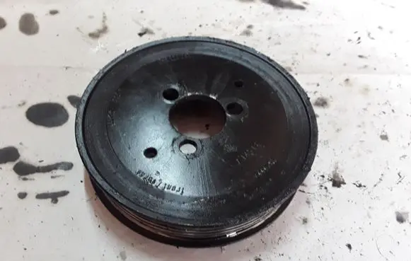 Audi A6 S6 C6 4F Water pump pulley 059121031J