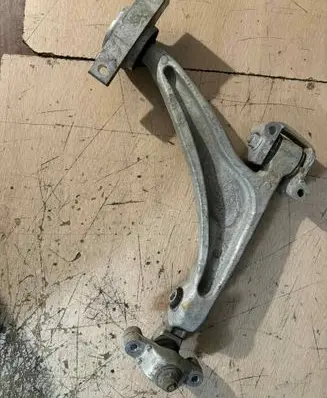 Volvo XC60 Front control arm 32246811