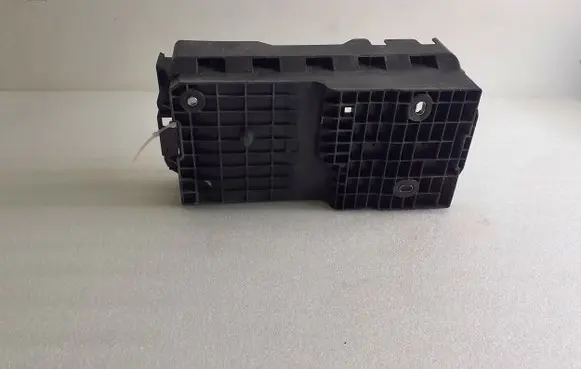 Hummer H3 Fuse box cover 15821954