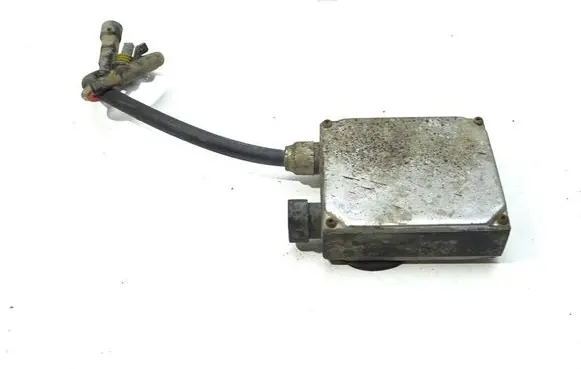 Mazda 6 Voltage converter/converter module 