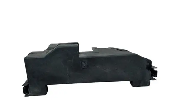 Renault Clio III Fuse box cover 8200267011