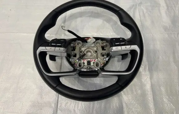 Hyundai Tucson IV NX4 Steering wheel