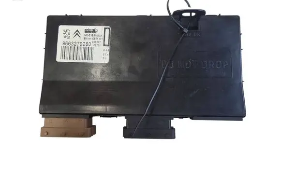 Citroen C4 I Seat control module 9663279280