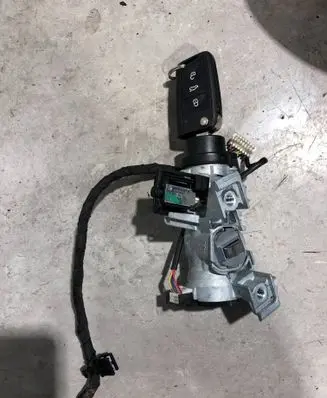 Skoda Octavia Mk3 (5E) Ignition lock 5Q0905865 1K0953527D 1K0905851B