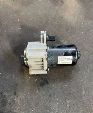 Jeep Grand Cherokee Gearbox-reducer motor M0023417